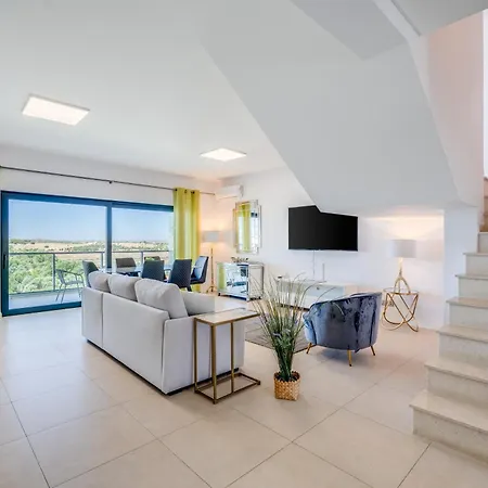 T2, Vista Rio, Piscina, Ac E Wifi - 6 Pessoas