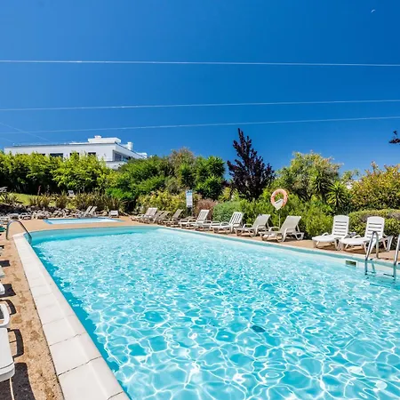 T2, Vista Rio, Piscina, Ac E Wifi - 6 Pessoas *