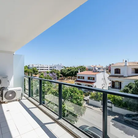 T2, Vista Rio, Piscina, Ac E Wifi - 6 Pessoas