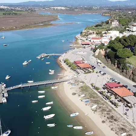 T2, Vista Rio, Piscina, Ac E Wifi - 6 Pessoas Alvor